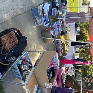 Yard sale photo in Inglewood, CA