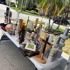 Yard sale photo in Palm Harbor, FL