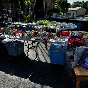 Yard sale photo in Newark, OH