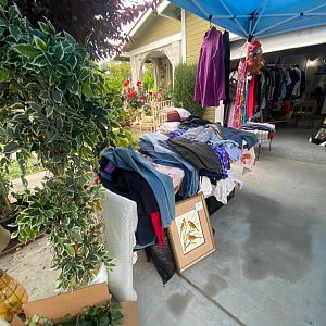 Yard sale photo in Hemet, CA