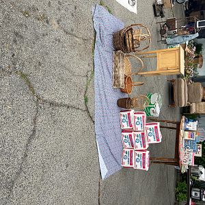 Yard sale photo in Sun Valley, CA