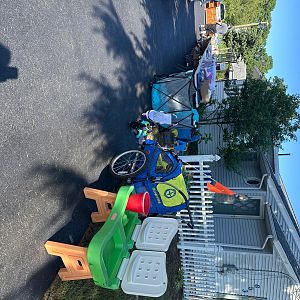 Yard sale photo in Bridgeton, NJ