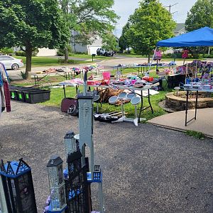 Yard sale photo in Plainfield, IL