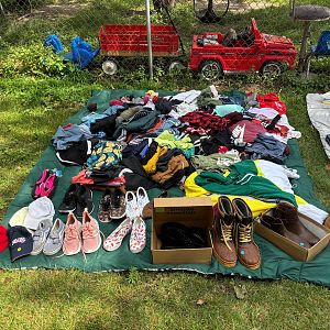 Yard sale photo in East Chicago, IN