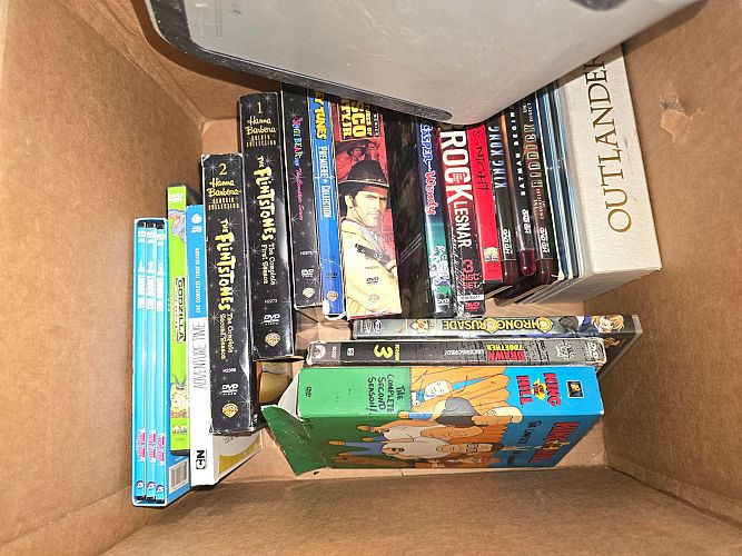 BIG CLEAN OUT GARAGE SALE photo