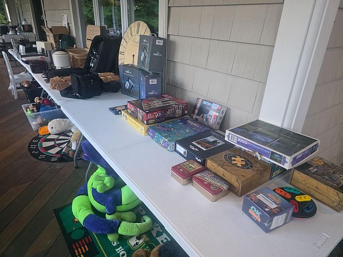 Huge 3 Generation Tag Sale photo