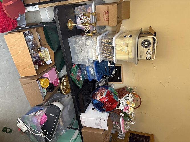 Garage sale photo