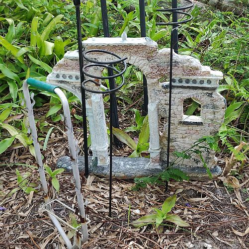 Large Yard Sale in Mineral Springs, North Port photo