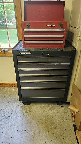 GATAGE/MOVING SALE photo