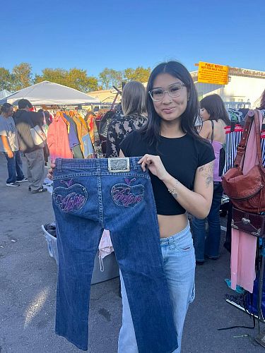 Y2k yard sale