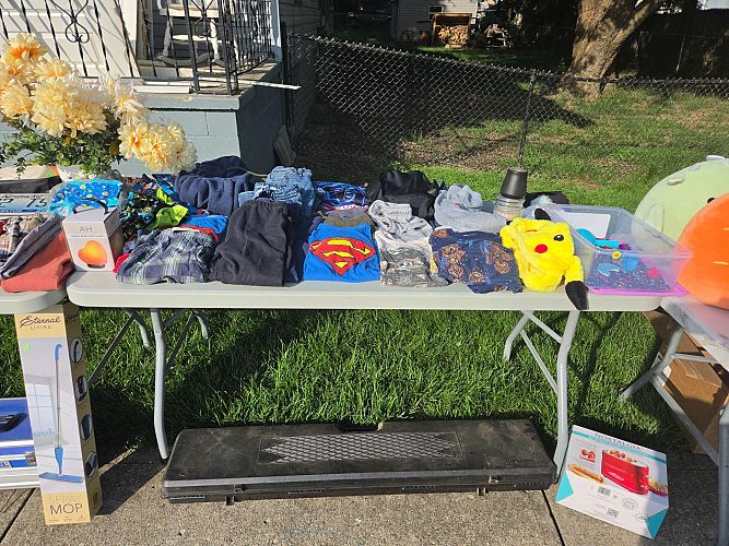 YARD SALE photo