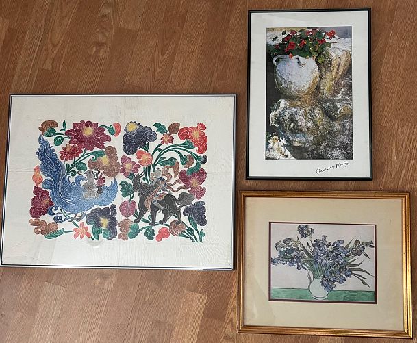 ⭐️MULTI-FAMILY TAG SALE⭐️ photo