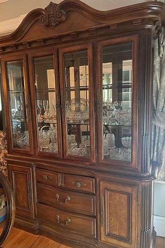 Tag sale photo