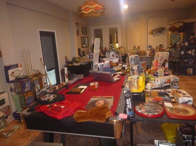 Large Garage Sale Vintage Toys & Items photo