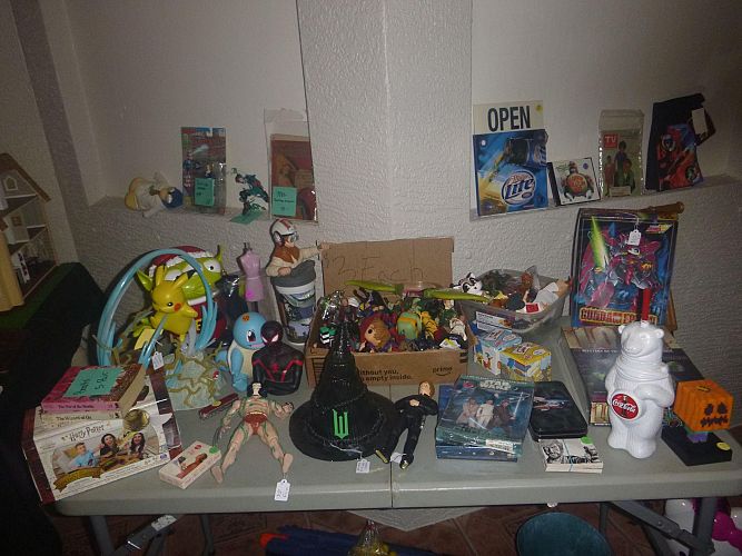 Large Garage Sale Vintage Toys & Items photo
