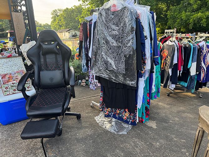 Yard sale photo