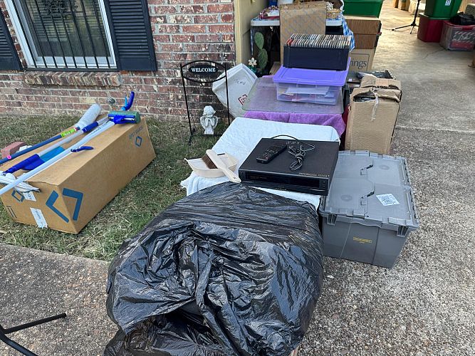 Yard sale photo