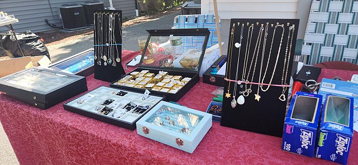 MULTIFAMILY ANTIQUE COLLECTABLE SALE DENVILLE THUR. 7/23-26; 9-3 photo