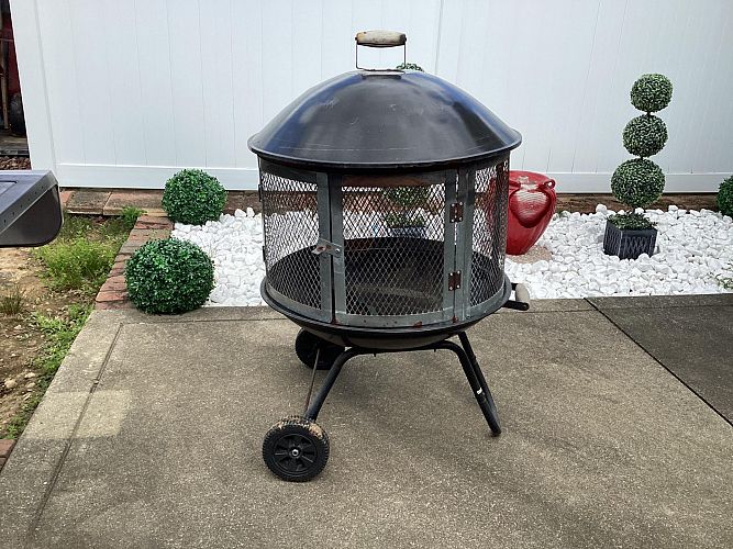 Garage/Yard Sale photo