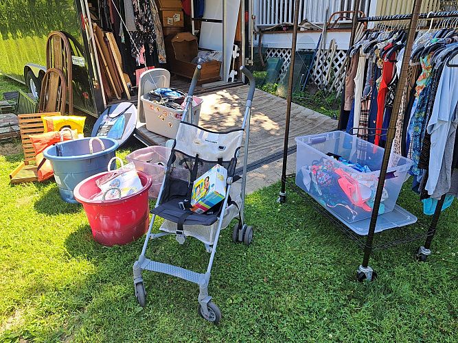 Moving sale 25% off photo