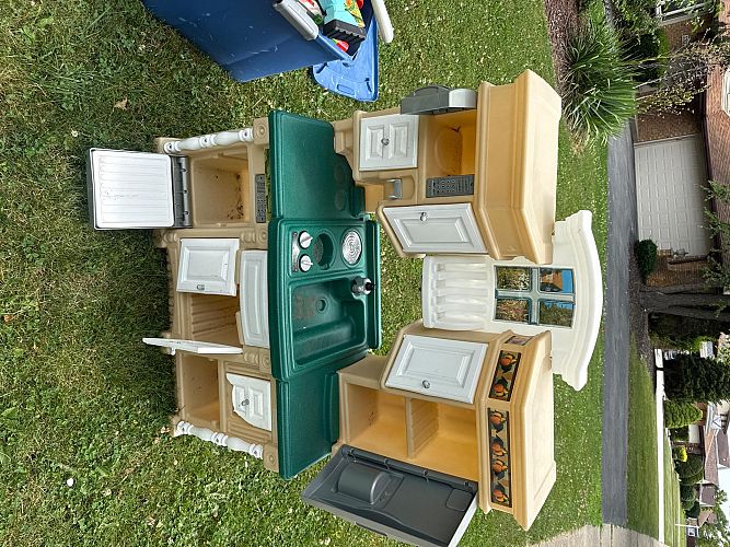 Yard sale photo