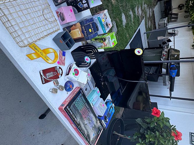 Fred Fam Yard Sale! photo