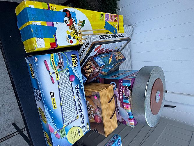 Fred Fam Yard Sale! photo