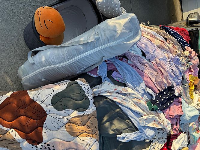 Free items plus yard sale photo