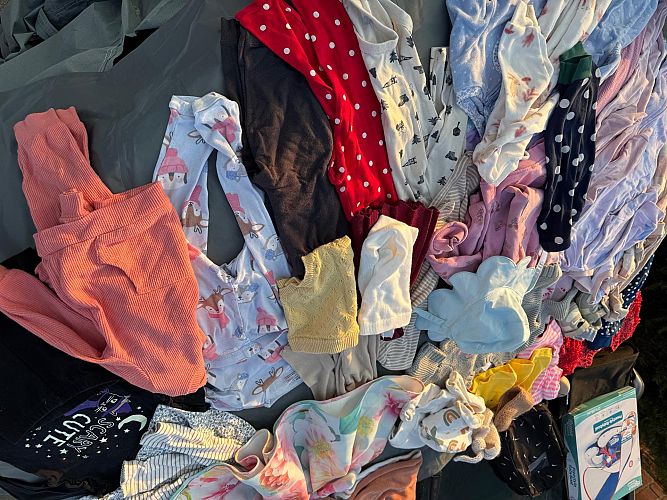 Free items plus yard sale photo